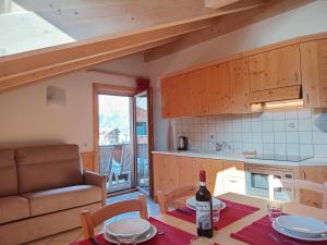 Kuchyňa alebo kuchynka v ubytovaní Chalet Beatrice