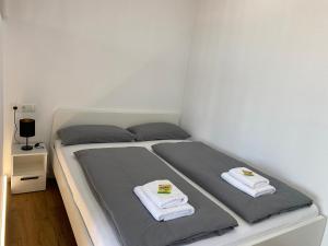 Ein Bett oder Betten in einem Zimmer der Unterkunft Little Penthouse