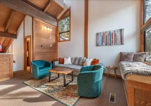 Posezení v ubytování Northstar Resort Condo for 8 Free Shuttle