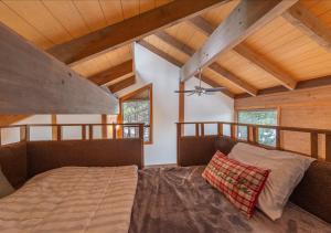 Postel nebo postele na pokoji v ubytování Northstar Resort Condo for 8 Free Shuttle + 37 fotografií