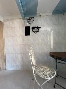 Una televisión o centro de entretenimiento en Trulli & Case Fichi 3 52 fotos más