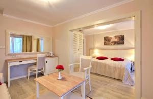 Afbeelding uit fotogalerij van White Rock Castle Suite Hotel & SPA in Balchik