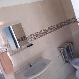 Et badeværelse på Finca Inti Huayra + 16 billeder