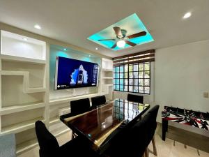 Et tv og/eller underholdning på Casa Azul BSM