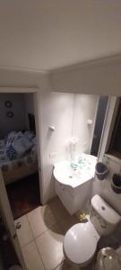 Vannituba majutusasutuses 1 habitación comoda +6 fotot