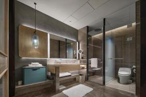 Koupelna v ubytování Qinhuangdao Marriott Resort