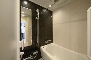 Ένα μπάνιο στο Branchera Naha Akebono Premist R69 +32 φωτογραφίες