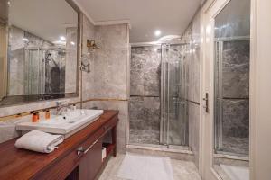 Koupelna v ubytování Myy Boutique Hotel