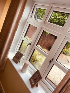 Fotografie z fotogalerie ubytování Claverley Hideaway Sleeps 2 with Patio v destinaci Wolverhampton