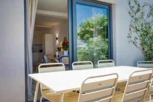 Φωτογραφία από το άλμπουμ του Vue mer - Appartement Aura Blue AuraPlage σε Roquebrune-sur Argens