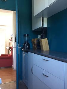 Φωτογραφία από το άλμπουμ του Appartement entier résidence calme à Rueil- Proche Paris σε Rueil-Malmaison