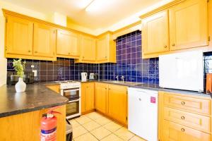 Foto de la galería de 55 - Spacious Three Bed With Parking en Galway