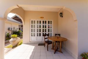 Patio nebo venkovní prostory v ubytování Villa Source D'Argent