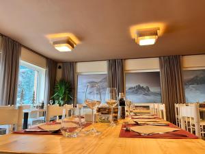 Posezení v ubytování Hotel Rododendro Val di Fassa
