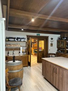 Lounge nebo bar v ubytování Dolomiten Hotel Irma