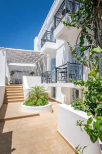 Balkón nebo terasa v ubytování Agapi Hotel Tinos