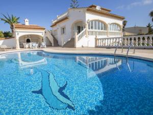 Bazén v ubytování Villa La Escapada by Interhome nebo v jeho okolí + 36 fotografií