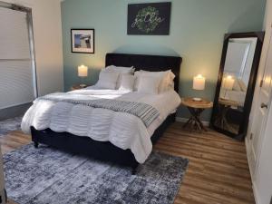 Imagen de la galería de Massive home with Kayaks and Putt Putt, en Port Sanilac