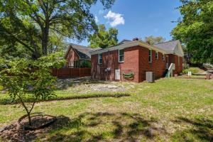 En have udenfor Capes Cottage - 1BR Near USC