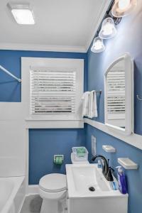 Et badeværelse på Capes Cottage - 1BR Near USC + 13 billeder