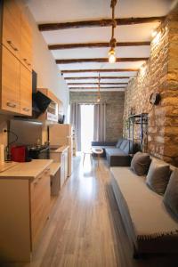Kuchyňa alebo kuchynka v ubytovaní Agora Boutique Apartments Ioannina