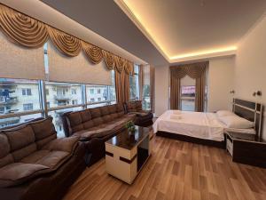 Postel nebo postele na pokoji v ubytování Hotel Argo + 37 fotografií