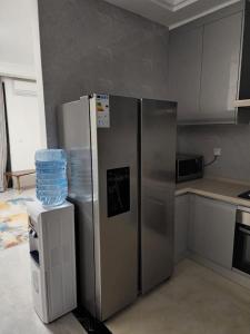 Köök või kööginurk majutusasutuses lovely 3 bed, 3.5bath condo