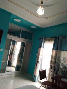 雅温得Hôtel mimarô的相册照片