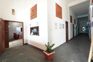 Uma TV ou centro de entretenimento em Pousada Frezza Mergulho