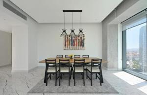 Fotografie z fotogalerie ubytování Beautiful Bright Modern 2bd2bath Poolgym! #219 v destinaci Istanbul