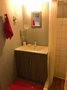 ภาพในคลังภาพของ Lofty, fully equipped apartment in the heart of Montezuma ในปุนตาเรนาส