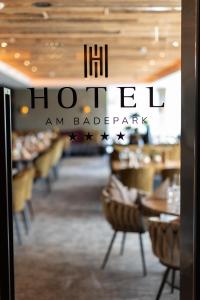 Ein Zertifikat, Auszeichnung, Logo oder anderes Dokument, das in der Unterkunft Hotel Am Badepark ausgestellt ist