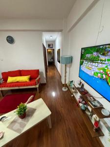 TV a/nebo společenská místnost v ubytování Royal view Apartment