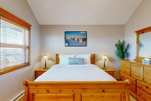 Postel nebo postele na pokoji v ubytování Tree Tops 03