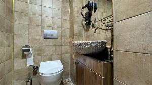 Ένα μπάνιο στο ABGAR Otel
