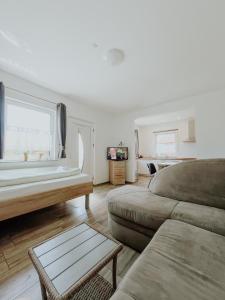 Posezení v ubytování Feriendorf Lahnsteiner Höhe