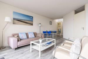 Posezení v ubytování Toplocatie! Strand 300 meter en prachtig uitzicht op de duinen, no additional costs