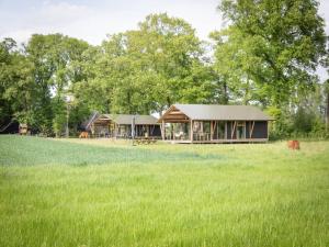 Κήπος έξω από το Luxury Lodge in Reesprong with Garden Fire Pit