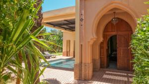 Πισίνα στο ή κοντά στο Palais Mirage d'Atlas, Hôtel de Luxe & Spa