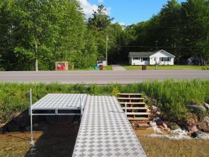Gallery image of Manist-easy - Lakefront With Dock And Kayaks! in Kalkaska