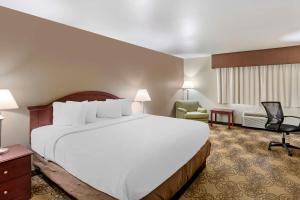 Postel nebo postele na pokoji v ubytování Best Western Elko Inn + 29 fotografií