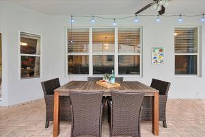 Ảnh trong thư viện ảnh của Large Pool Home in Windsor Hills ở Orlando