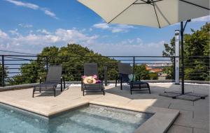 Bassein majutusasutuses Lovely Home In Kostrena või selle lähedal +34 fotot