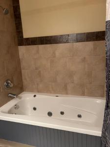 Gallery image of Bluewater Plaza in Yarmouth