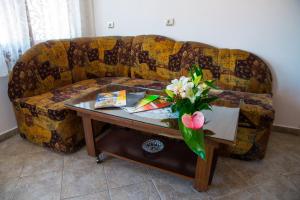 A seating area at Pri Ani Guest House