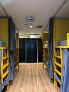 Postel nebo postele na pokoji v ubytování Easy Hostel