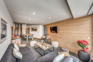 Televízia a/alebo spoločenská miestnosť v ubytovaní Résidence Palafour - Appartements «Palafour Lodges» MAE-0184