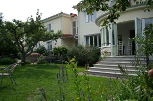 Zahrada ubytování Villa Ingrid