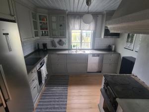 Kuchyň nebo kuchyňský kout v ubytování Hus i Töreboda
