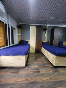 Postel nebo postele na pokoji v ubytování ZEST STAYS 1054-ANDHERI WEST